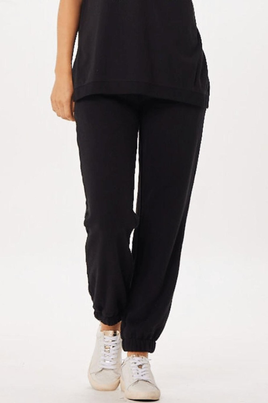 Women Vintage Havana Joggers | Black Tulum Jet Setter Surf Wash Jogger